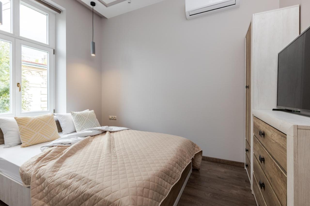 Inshiapartments On Kovzhuna Str Lviv Dış mekan fotoğraf
